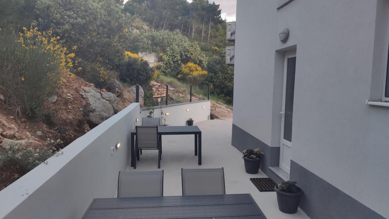 Luxury Apartment Pape Baška Voda Exterior foto